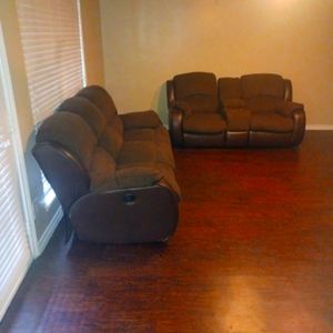 Ashley recliner set